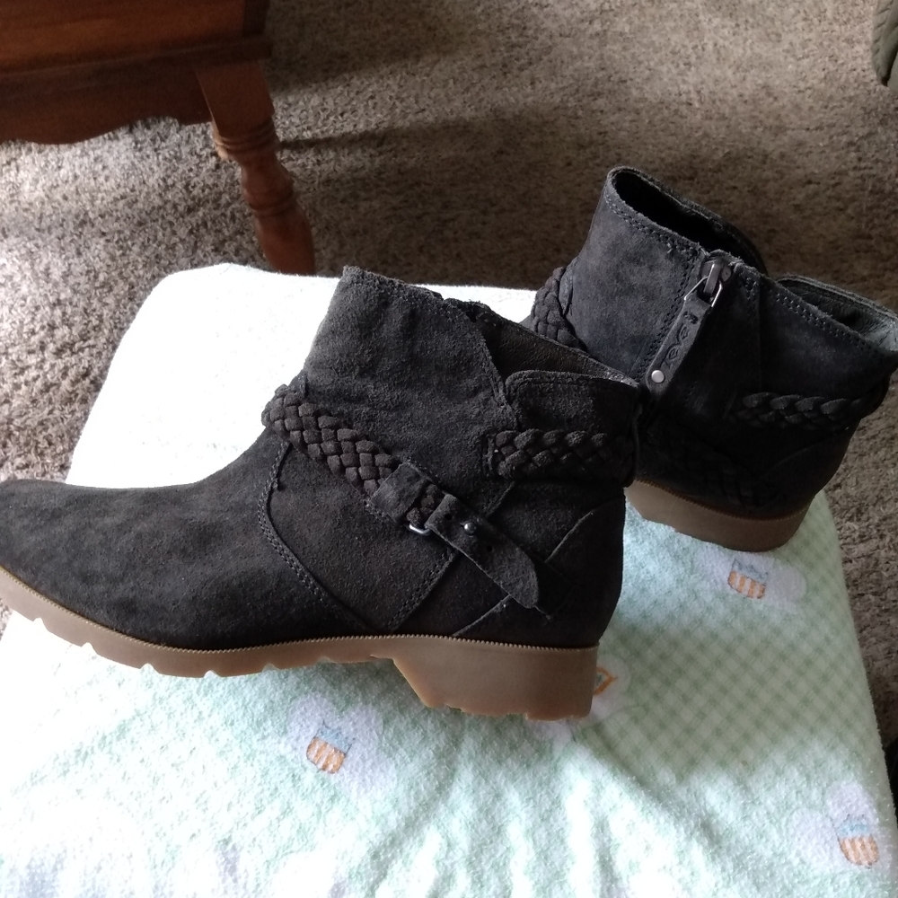 Teva women's ankle boots